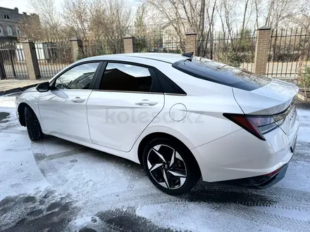 Hyundai Elantra 2023 года за 11 700 000 тг. в Караганда – фото 6