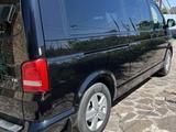 Volkswagen Caravelle 2014 года за 15 000 000 тг. в Караганда – фото 2