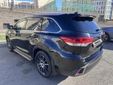 Toyota Highlander 2017 годаүшін18 300 000 тг. в Астана
