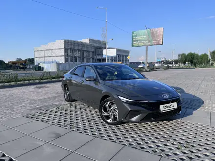 Hyundai Elantra 2023 года за 10 100 000 тг. в Актобе – фото 8