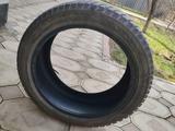 Зимние шины Yokohama 235/45 R18 98 Т за 150 000 тг. в Тараз – фото 2