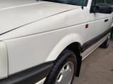 Volkswagen Passat 1993 годаүшін2 750 000 тг. в Актобе – фото 2
