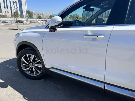 Hyundai Santa Fe 2019 года за 14 800 000 тг. в Костанай – фото 4