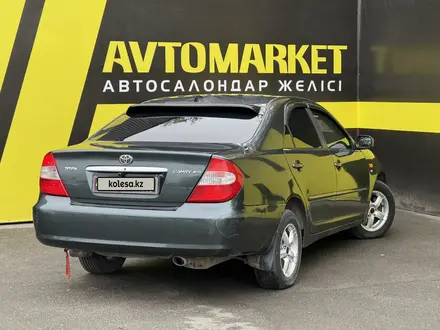 Toyota Camry 2004 года за 4 650 000 тг. в Семей – фото 4