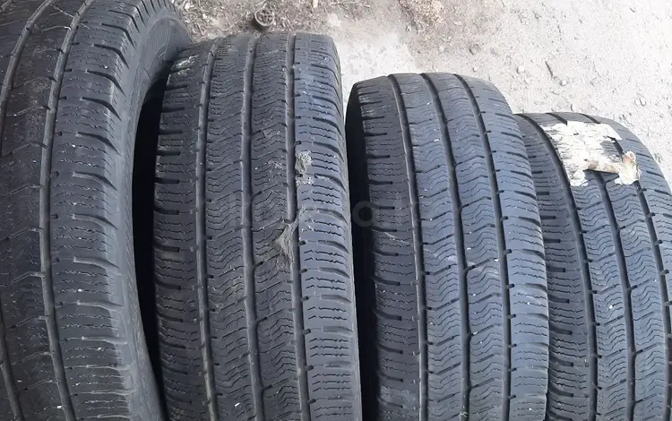 Шины.225/65/16С за 85 000 тг. в Актобе