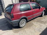 Volkswagen Golf 1995 года за 1 500 000 тг. в Алматы