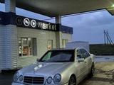 Mercedes-Benz E 320 1996 года за 2 200 000 тг. в Актобе – фото 4