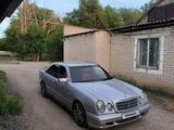 Mercedes-Benz E 320 1996 года за 2 200 000 тг. в Актобе – фото 5