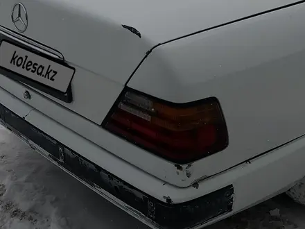 Mercedes-Benz E 260 1992 года за 600 000 тг. в Астана – фото 6