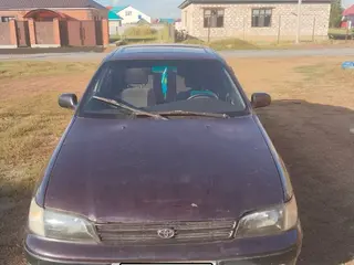 Toyota Carina E