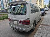Toyota Granvia 2001 годаүшін7 000 000 тг. в Алматы – фото 4