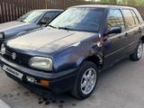 Volkswagen Golf 1993 года за 780 000 тг. в Караганда