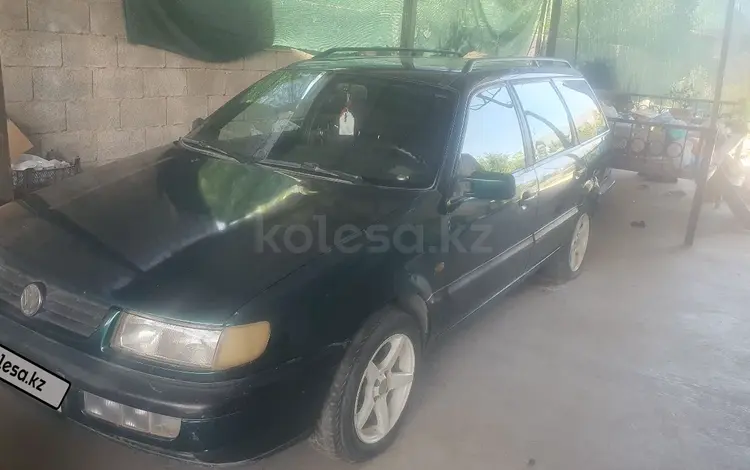Volkswagen Passat 1996 года за 1 300 000 тг. в Шымкент