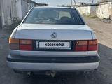 Volkswagen Vento 1994 года за 1 200 000 тг. в Караганда – фото 4