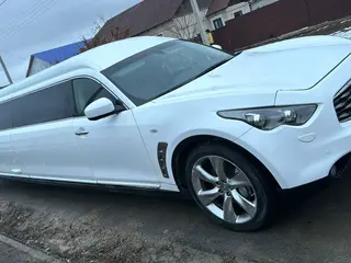 Infiniti FX37