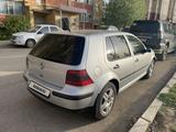 Volkswagen Golf 2001 года за 3 100 000 тг. в Актобе – фото 4