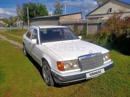 Mercedes-Benz E 280 1994 года за 1 350 000 тг. в Астана