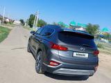 Hyundai Santa Fe 2019 годаүшін14 000 000 тг. в Уральск – фото 2