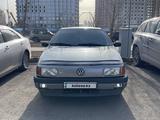 Volkswagen Passat 1991 года за 1 200 000 тг. в Астана – фото 2