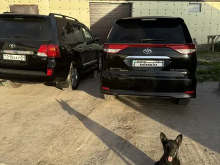 Toyota Estima 2013 года за 10 800 000 тг. в Алматы