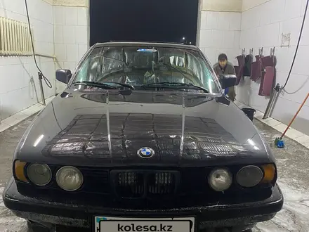 BMW 520 1991 года за 1 000 000 тг. в Талдыкорган – фото 3