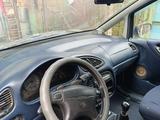 Volkswagen Sharan 1998 года за 1 600 000 тг. в Алматы – фото 4