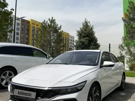 Hyundai Elantra 2024 года за 7 300 000 тг. в Алматы – фото 4
