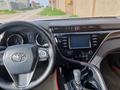 Toyota Camry 2018 года за 11 300 000 тг. в Шымкент – фото 8