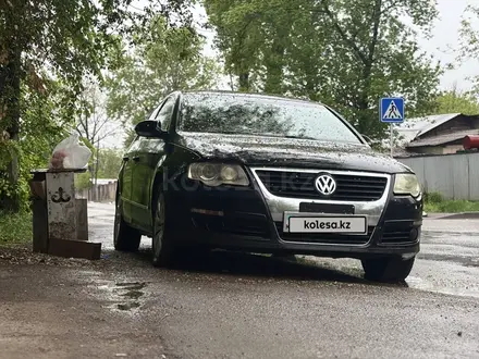 Volkswagen Passat 2008 года за 3 000 000 тг. в Алматы – фото 2