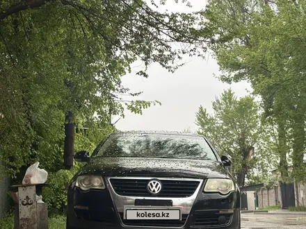 Volkswagen Passat 2008 года за 3 000 000 тг. в Алматы – фото 3