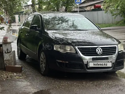 Volkswagen Passat 2008 года за 3 000 000 тг. в Алматы – фото 5