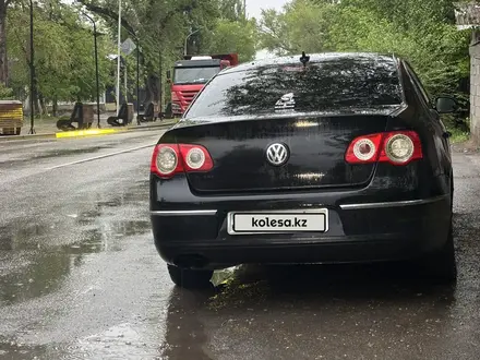 Volkswagen Passat 2008 года за 3 000 000 тг. в Алматы – фото 7