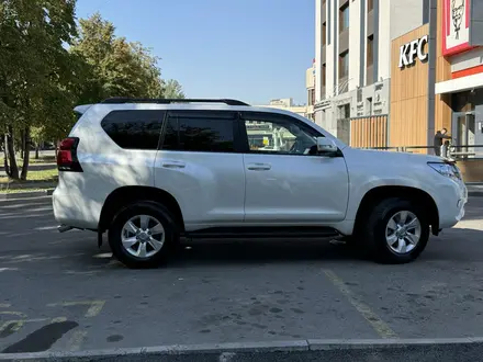 Toyota Land Cruiser Prado 2022 года за 23 700 000 тг. в Алматы – фото 7