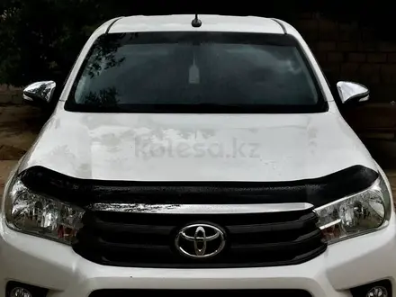 Toyota Hilux 2019 года за 17 000 000 тг. в Жанаозен – фото 2
