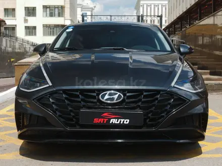 Hyundai Sonata 2021 года за 8 850 000 тг. в Астана – фото 2