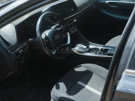 Hyundai Sonata 2021 года за 8 850 000 тг. в Астана – фото 3