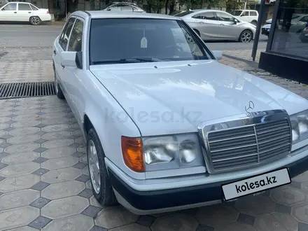 Mercedes-Benz E 230 1992 года за 1 550 000 тг. в Шымкент – фото 4