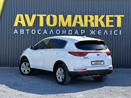 Kia Sportage 2017 года за 9 300 000 тг. в Актобе – фото 4