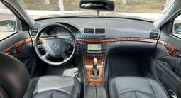 Mercedes-Benz E 350 2004 года за 5 400 000 тг. в Абай (Келесский р-н) – фото 4