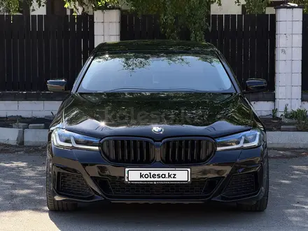 BMW 530 2018 года за 15 000 000 тг. в Астана