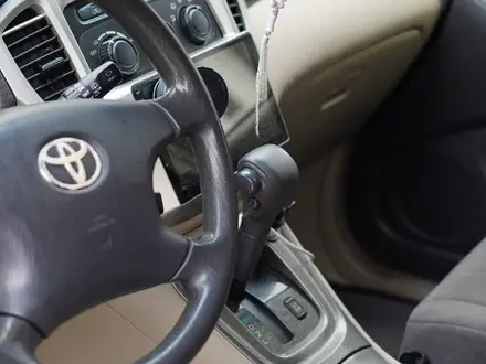 Toyota Highlander 2002 года за 4 800 000 тг. в Астана – фото 10