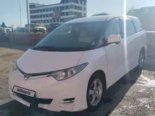 Toyota Estima, 2008