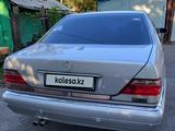 Mercedes-Benz S 320 1997 годаfor4 500 000 тг. в Алматы – фото 2