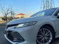 Toyota Camry 2019 годаfor16 000 000 тг. в Актау – фото 6