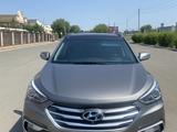Hyundai Santa Fe 2018 года за 6 500 000 тг. в Уральск – фото 2