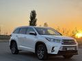 Toyota Highlander 2017 года за 18 700 000 тг. в Алматы