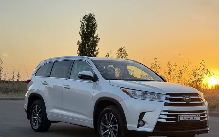 Toyota Highlander 2017 года за 18 700 000 тг. в Алматы