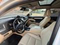 Toyota Highlander 2017 года за 18 700 000 тг. в Алматы – фото 5