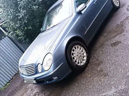 Mercedes-Benz E 240 2002 года за 4 800 000 тг. в Астана – фото 8