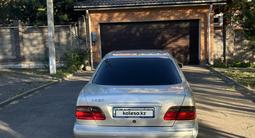 Mercedes-Benz E 320 1998 года за 1 850 000 тг. в Астана – фото 4